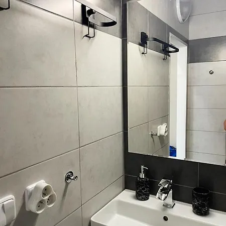 Apartmán Klidny Rodinny Apartman Lokinek, Kousek Od Centra Ostravy *